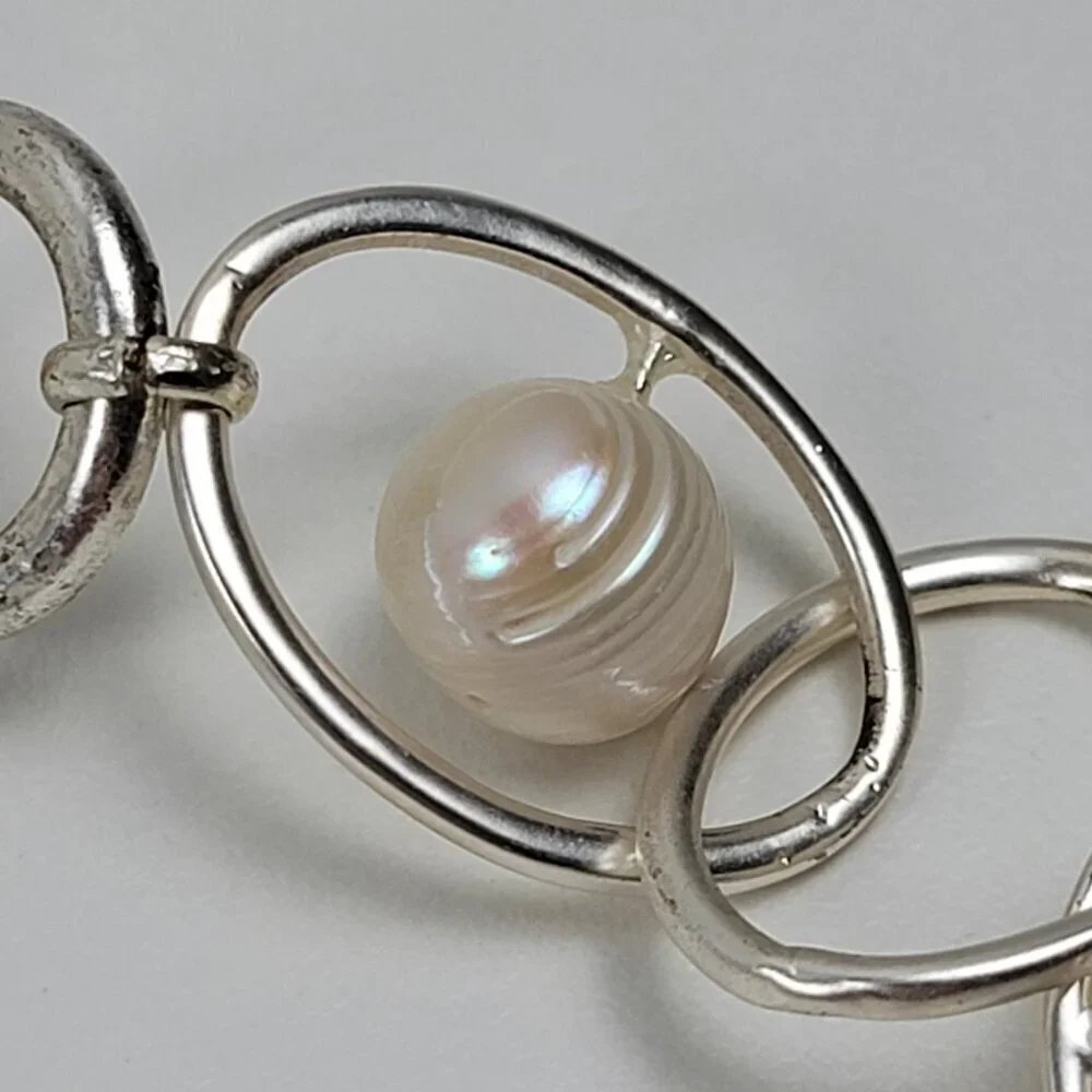Karine Sultan Floating Pearl Necklace Silver-Tone Geometric Link 19 Inch Toggle